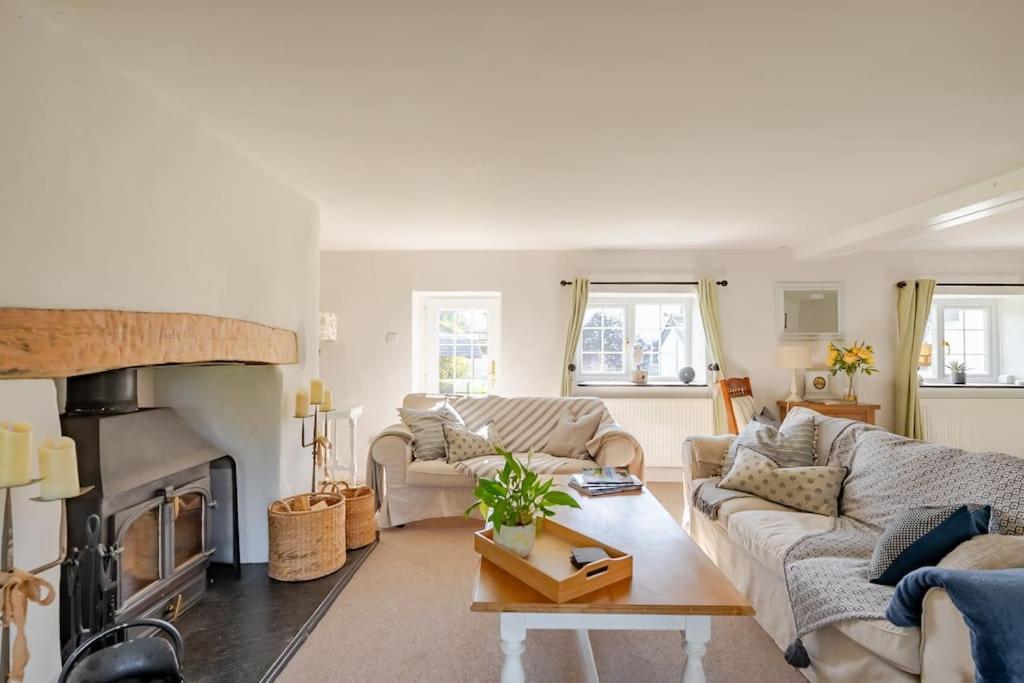 Rhos Y Bel Cottage Angelsey Llangadwaladr  Экстерьер фото